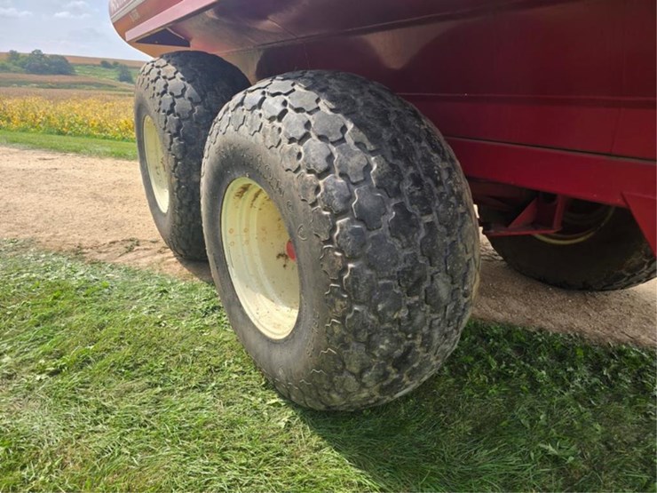 #22-•-2002-j-star-5600-manure-tank-image-26