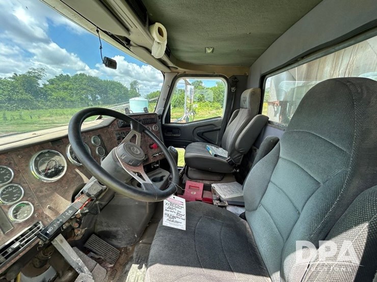 2002-international-9200-image-15