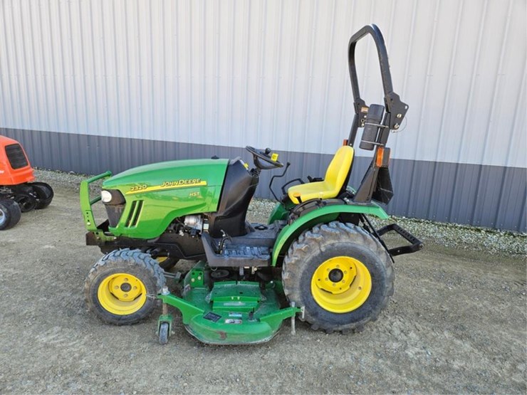 john-deere-2320-image-2