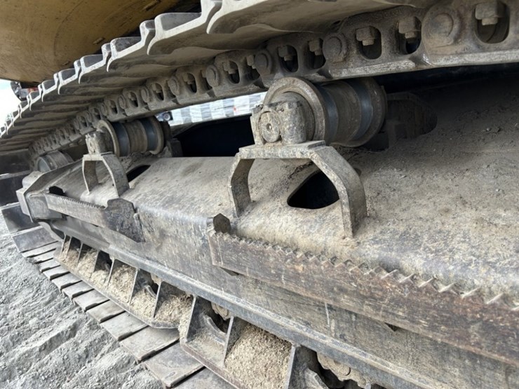 caterpillar-320c-image-18