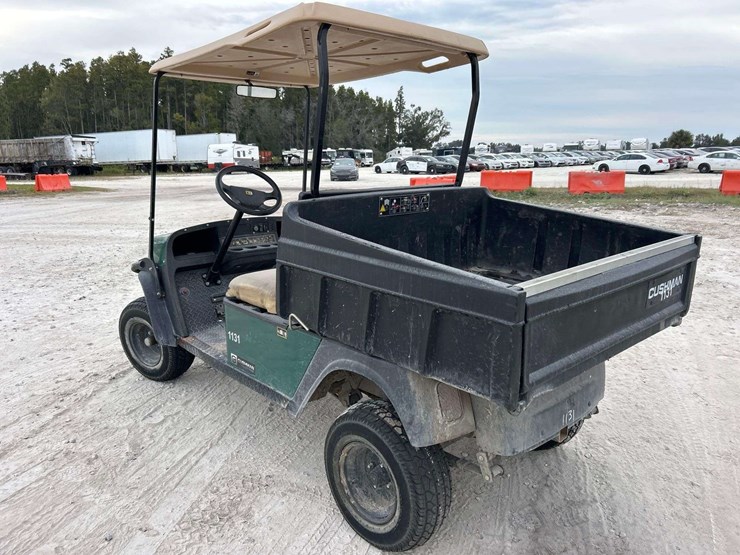 2014-cushman-electric-utility-cart-image-4