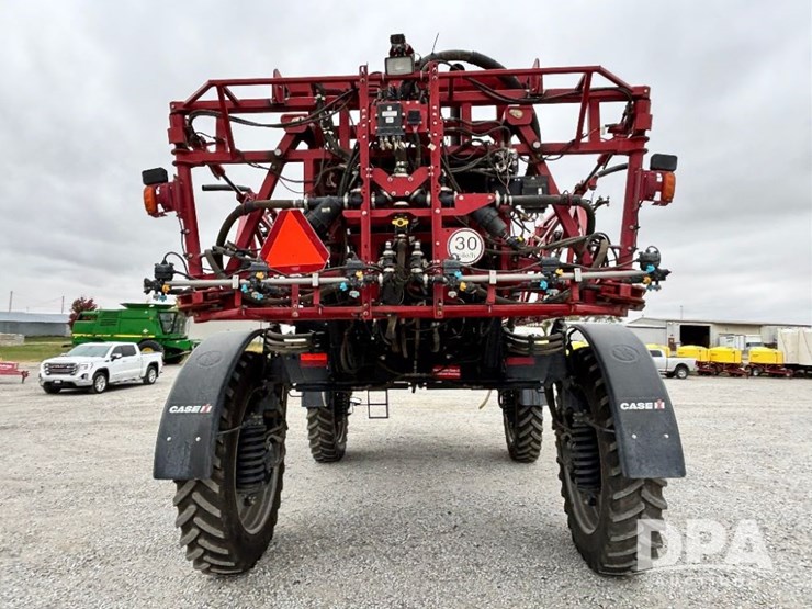 2019-case-ih-patriot-4440-image-13