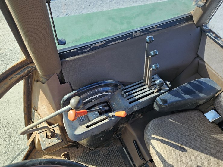 1984-john-deere-4450-image-18