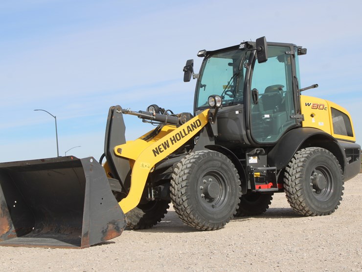 2021-new-holland-w80c-image-2