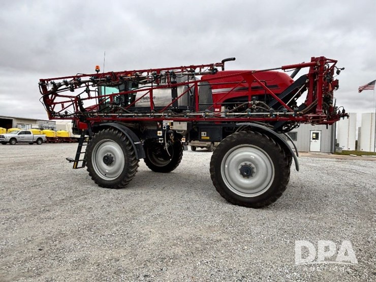 2019-case-ih-patriot-4440-image-16