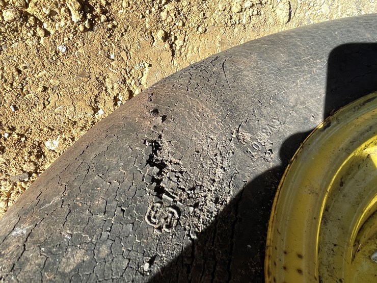 john-deere-2500-image-28