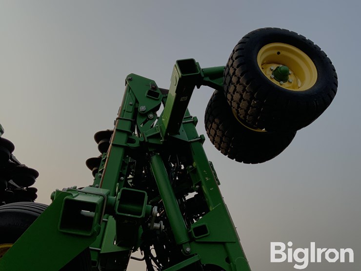 john-deere-1890-image-13