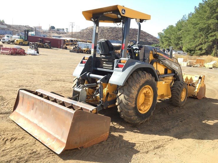 2019-deere-210lep-image-3