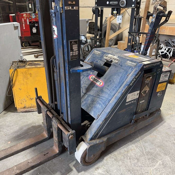 Blue Giant LT90W30 Electric Walk Behind Pallet Jack with Charger