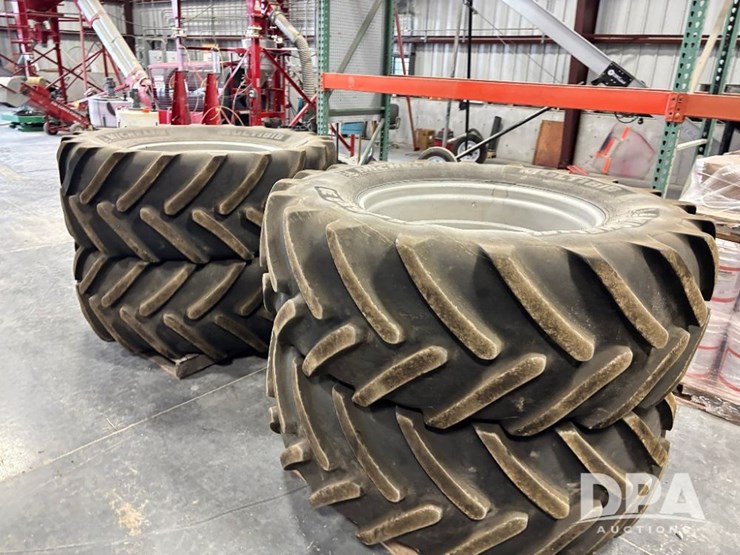 case-ih-patriot-4440-image-3