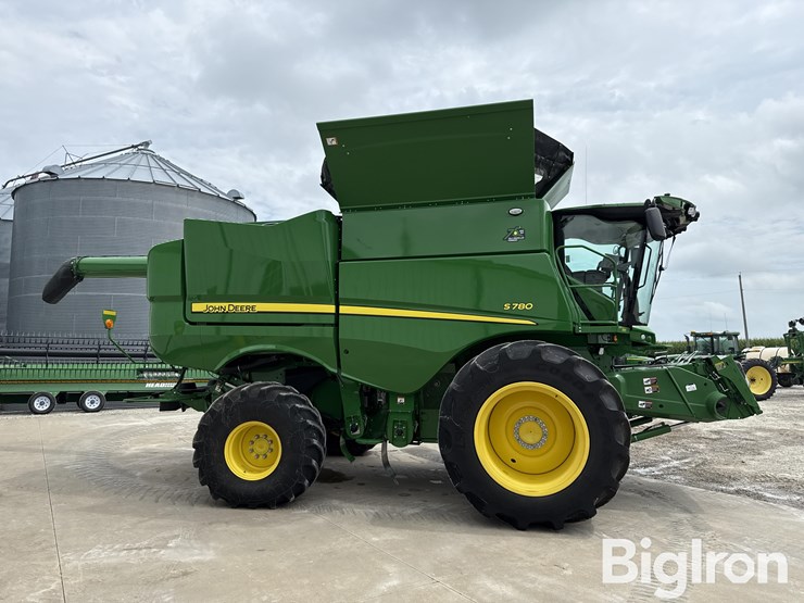2022-john-deere-s780-image-4