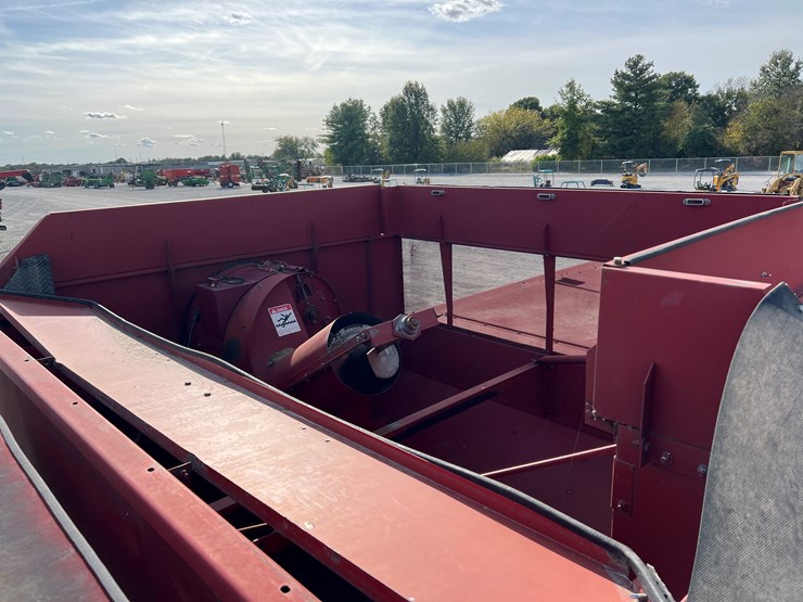 case-ih-1680-image-16