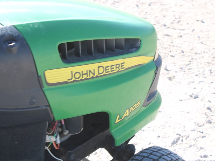 john-deere-la105-image-17
