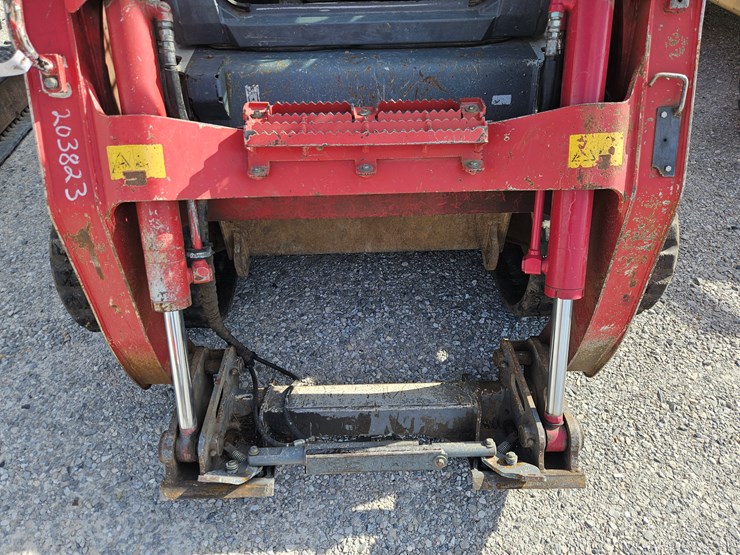 takeuchi-tl12v2-image-3