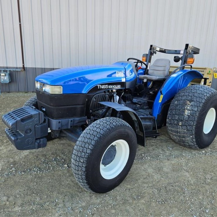 NEW HOLLAND TN65