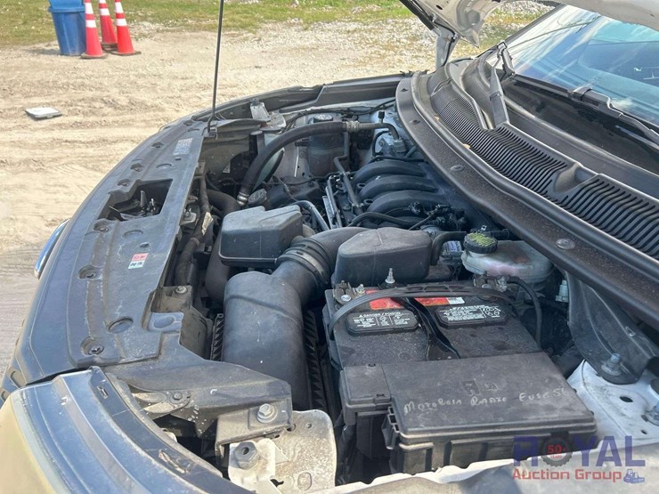 2017-ford-explorer-image-7