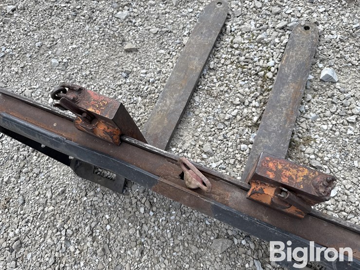 pallet-forks-image-11