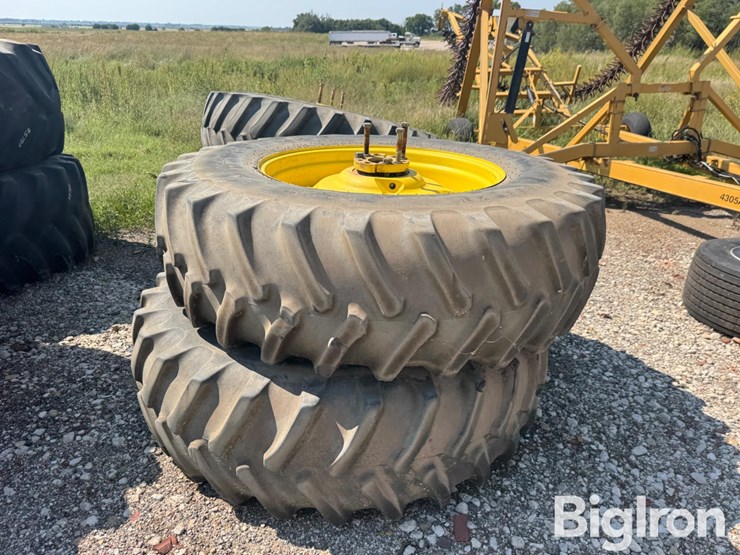 deere-tires-image-2