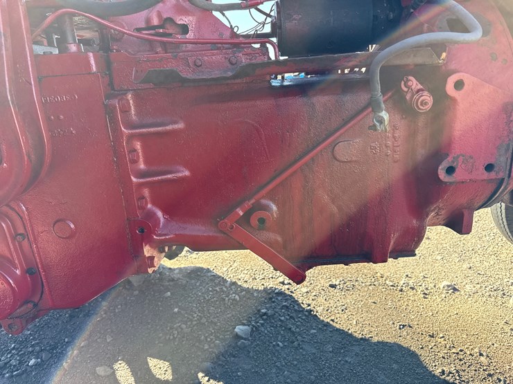 1965-international-706-image-26