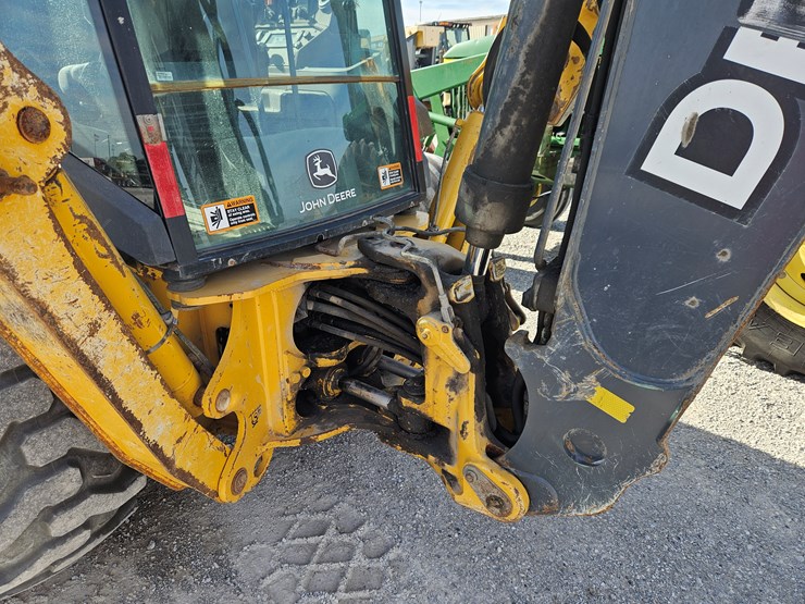 2007-deere-410j-image-13