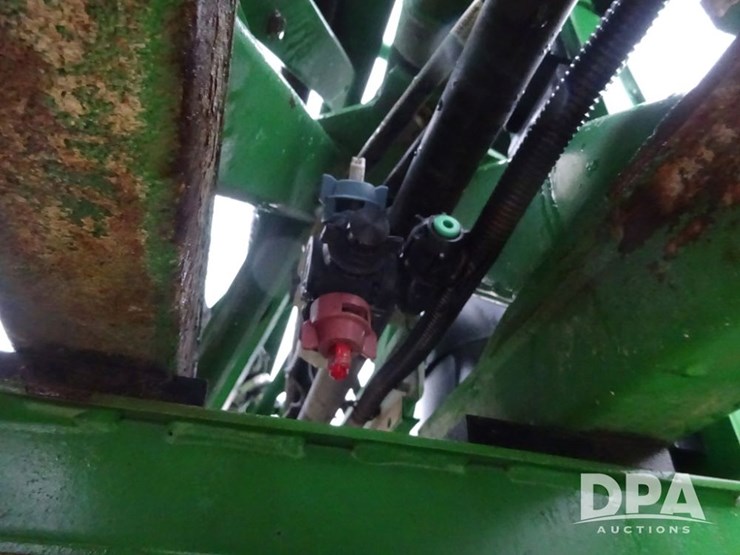 2015-john-deere-r4038-image-84