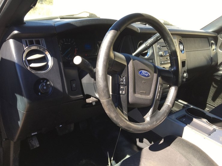 2017-ford-expedition-image-7