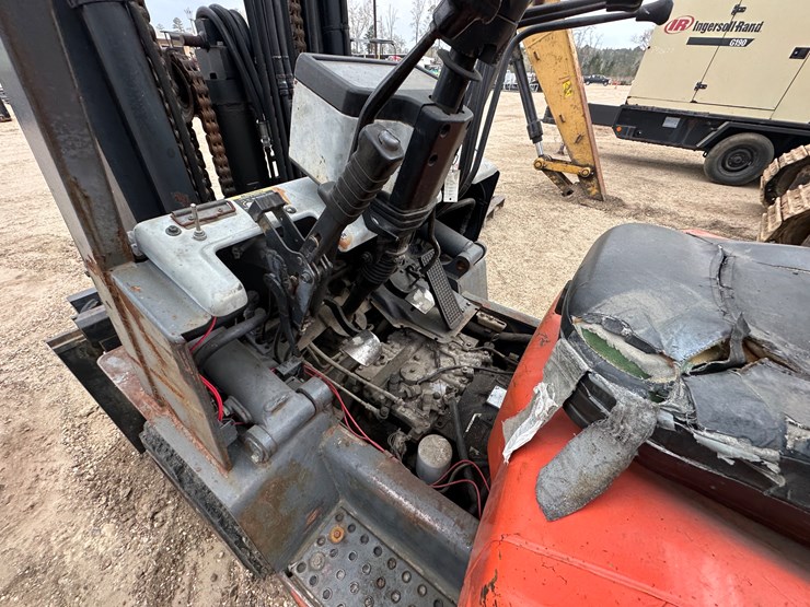 #2604-•-toyota-sgc30-forklift-|-parts/repairs-image-12