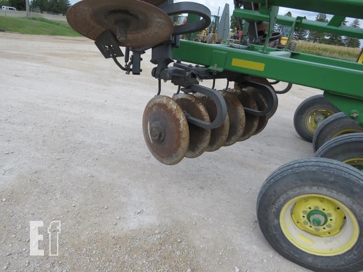 2004-john-deere-637-image-7