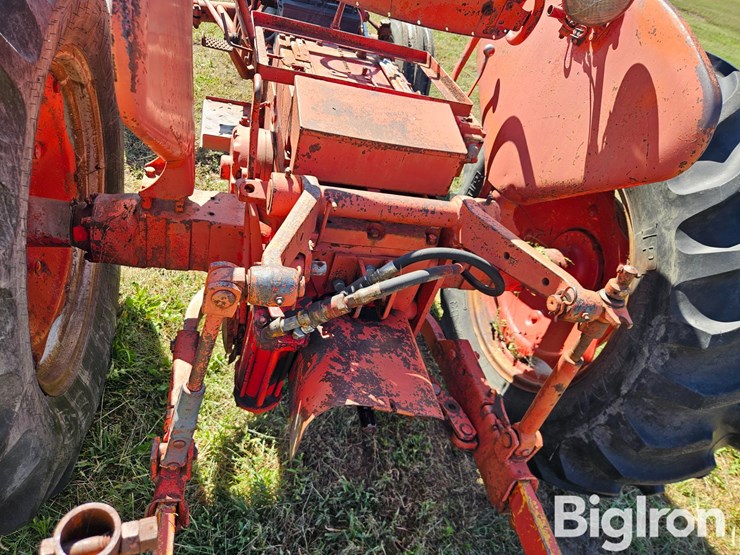 international-300-image-18