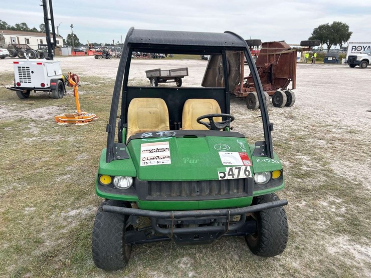 john-deere-gator-image-12