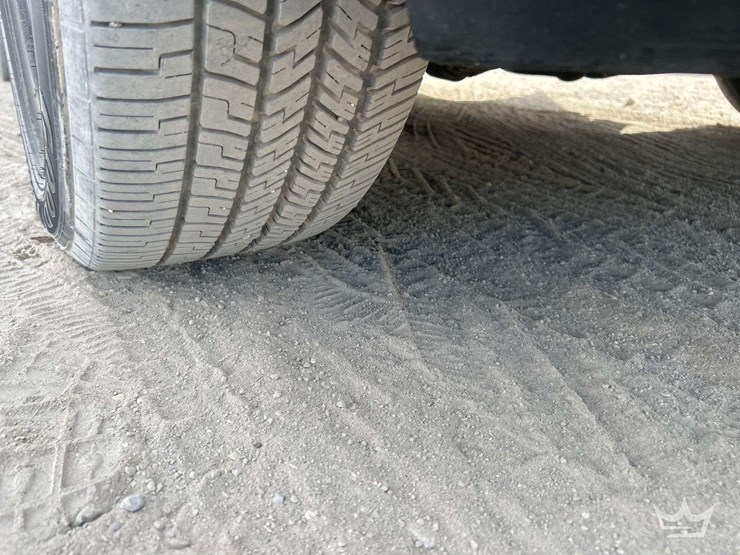 2016-ford-explorer-image-30