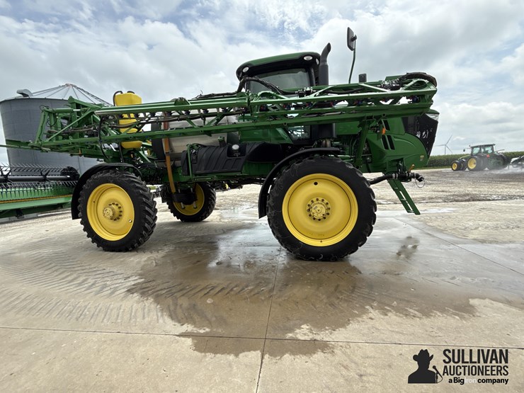 2014-john-deere-r4038-image-4
