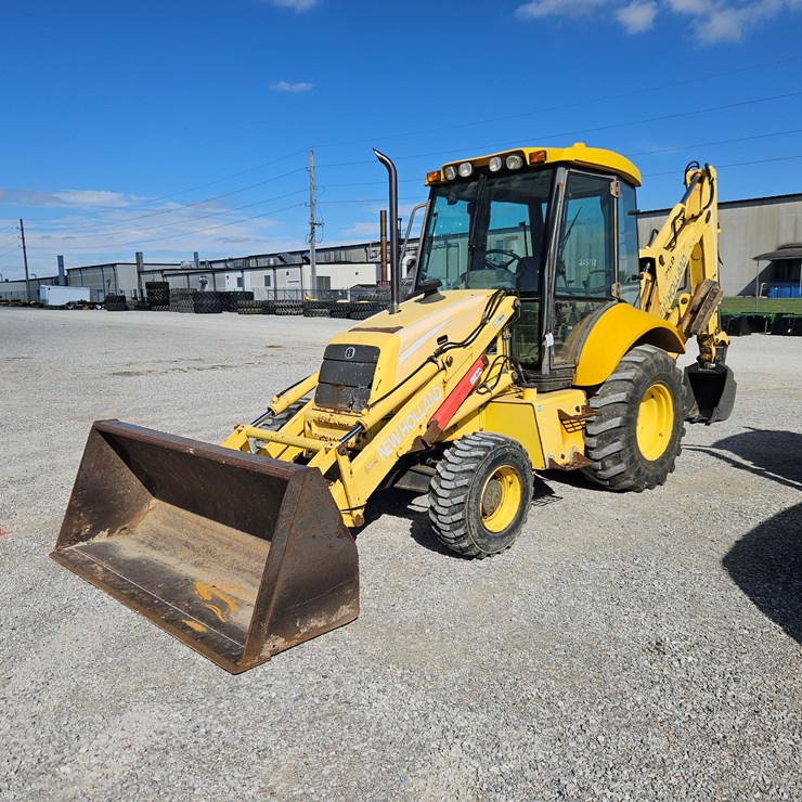 2004 NEW HOLLAND LB75B