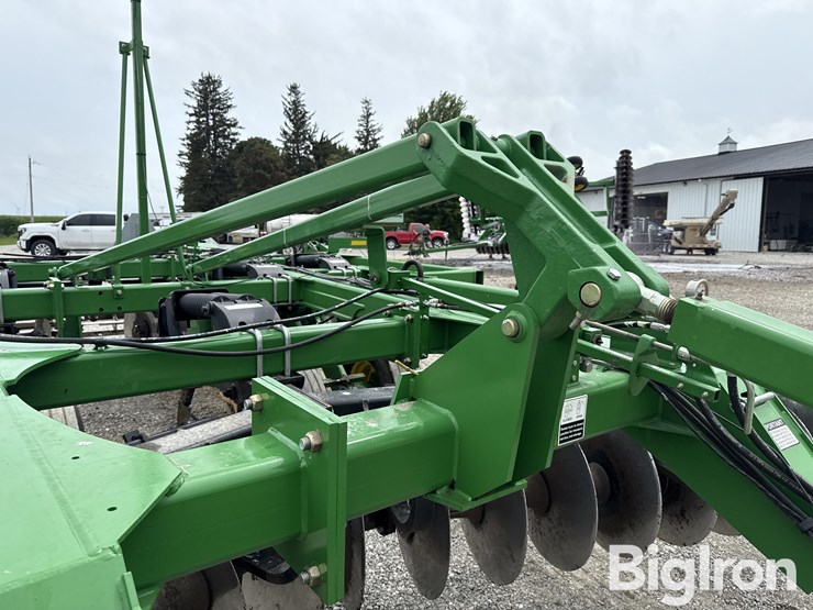 john-deere-2720-image-12