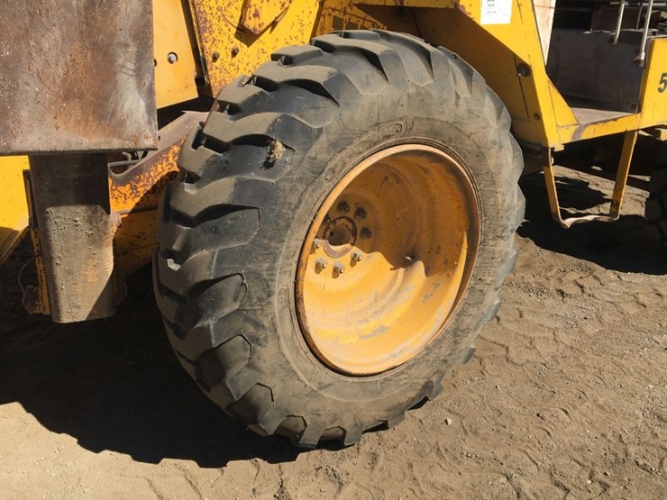 1987-jcb-530b4hl-image-10