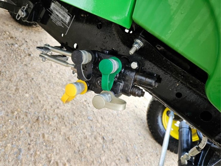 john-deere-x730-image-23