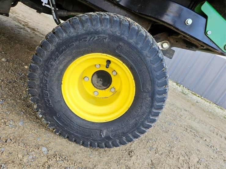 2021-john-deere-1600-turbo-image-37