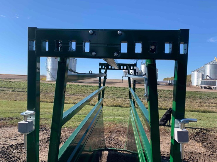 arrow-quip-ef-10-alley-way-image-5