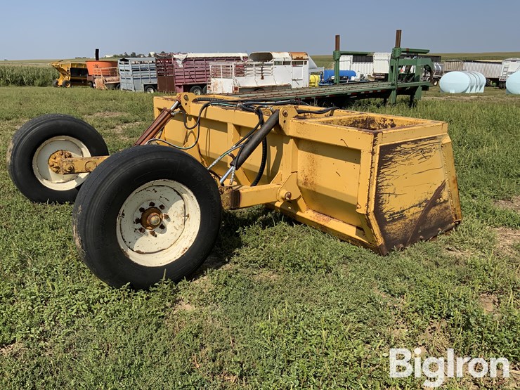henke-buffalo-12’-feedlot-scraper-image-5