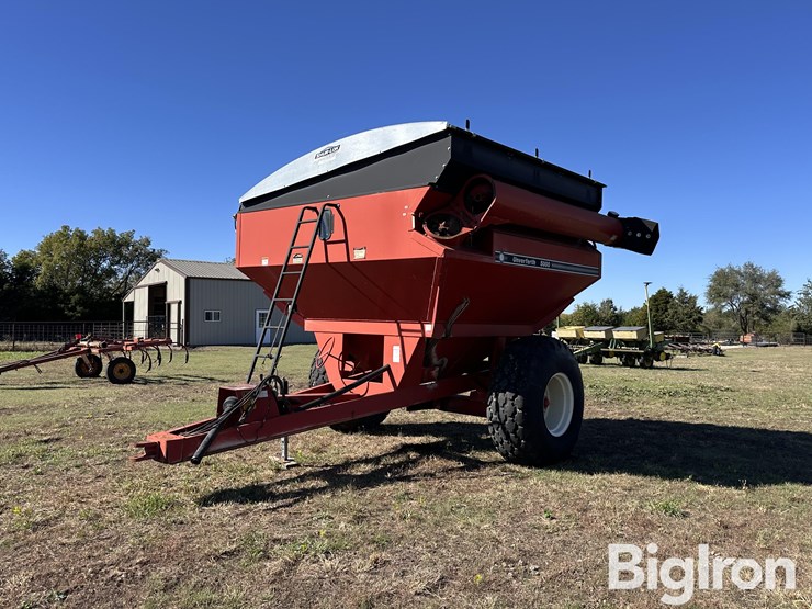 unverferth-5000-image-1