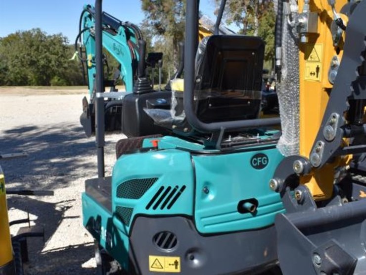 cfg-qk16r-mini-excavator-(serial-#-qk16r202509031436)-(k)-image-4