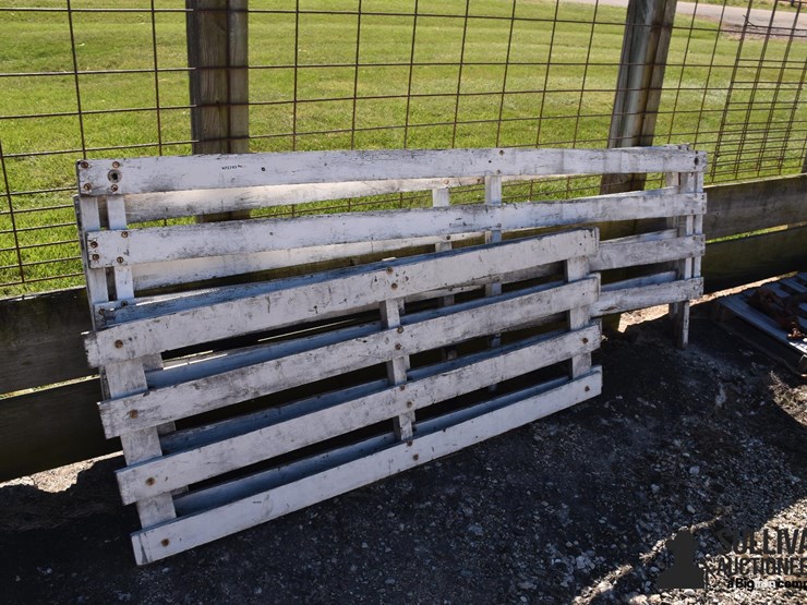 wood-corral-panels-image-3