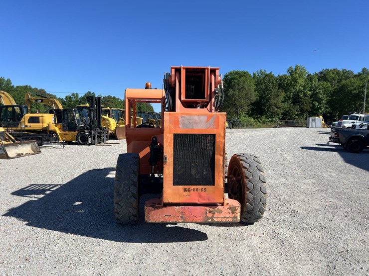 2013-sky-trak-6042-image-6