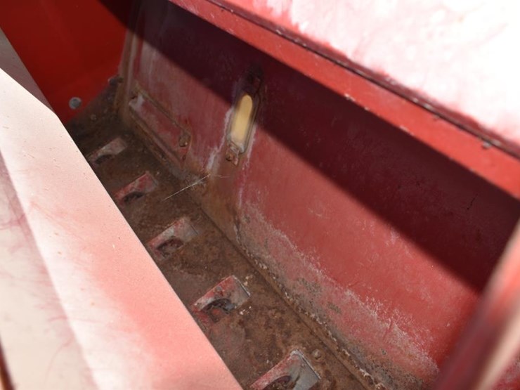 case-ih-5100-image-7