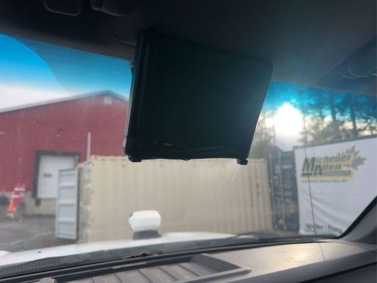 2016-ford-f550-xl-image-24