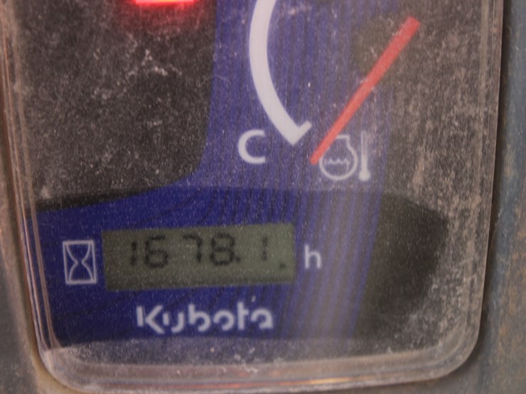 kubota-ssv65-image-18