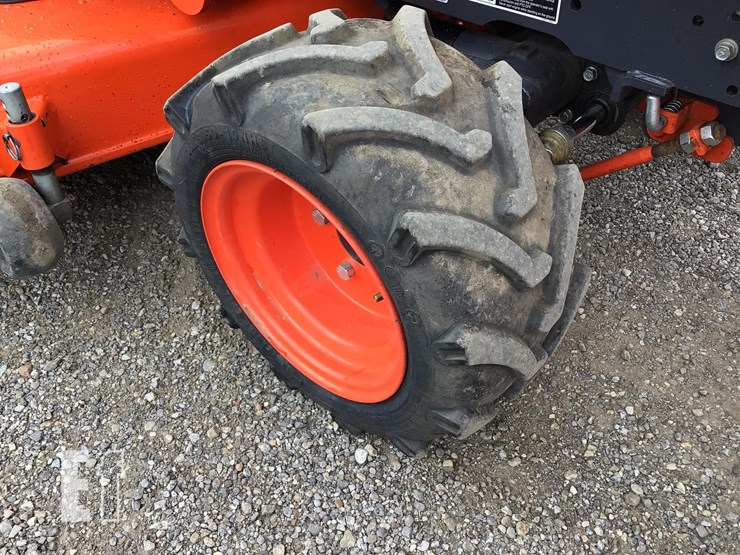 2018-kubota-bx2380-image-24