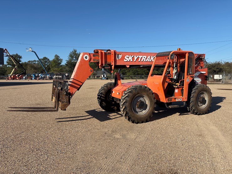 sky-trak-6042-image-1