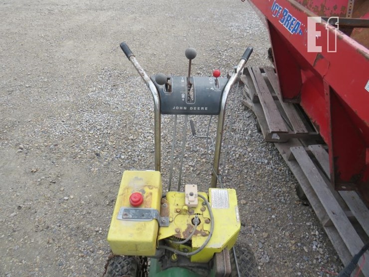 john-deere-726-image-3