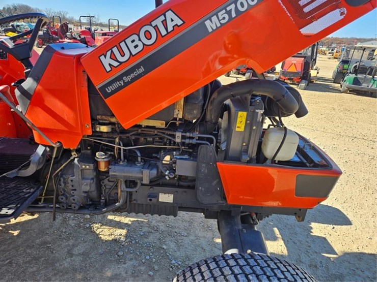 kubota-m5700-image-9